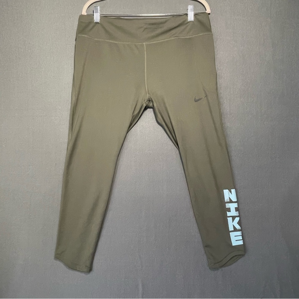 Nike Dri Fit Capri Leggings Womens XL Olive Green High Rise Athletic Training